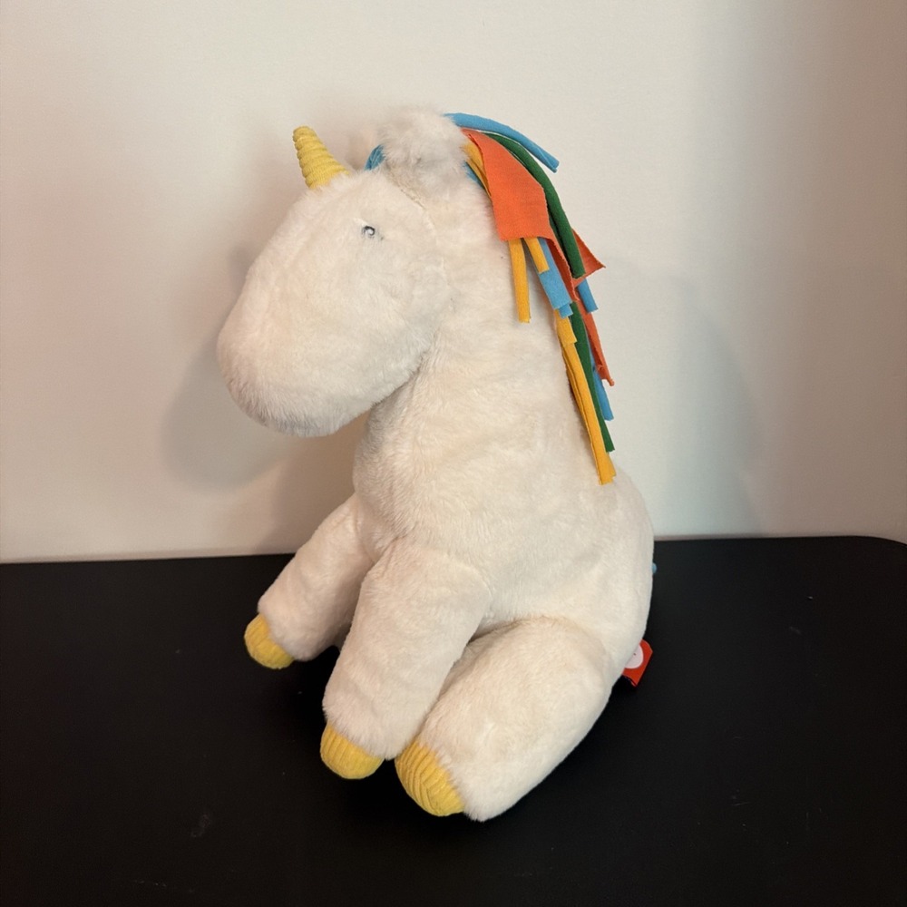 Target Gigglescape 14" White Rainbow Mane Yellow Horn Unicorn Stuffed Plush